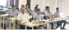 第四期“三位一體，四方聯(lián)動(dòng)”應(yīng)用型大學(xué)生實(shí)訓(xùn)班開(kāi)班儀式順利召開(kāi)